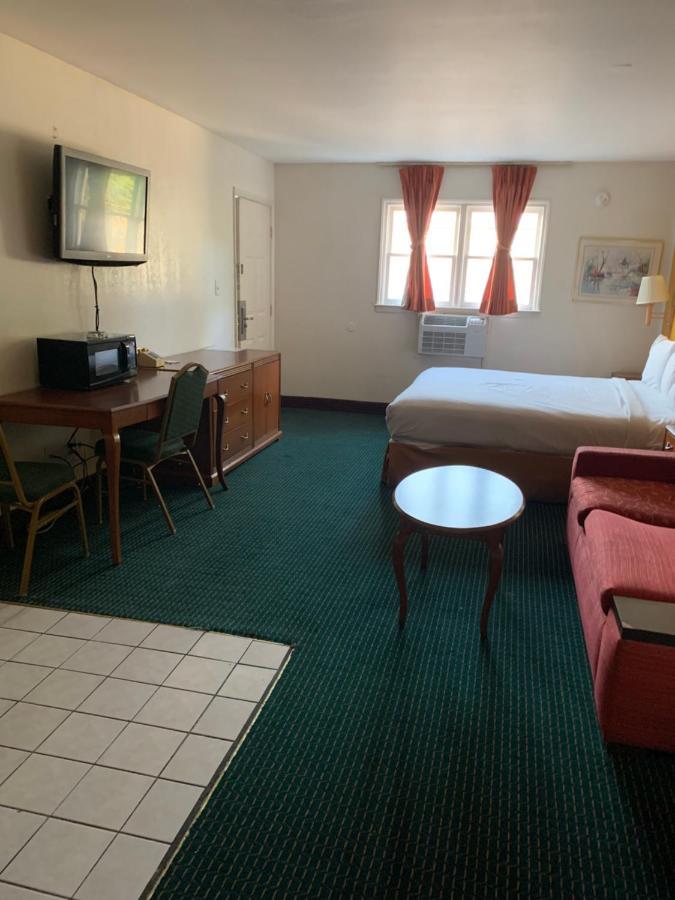 Americas Best Value Inn - Roxboro Exterior foto